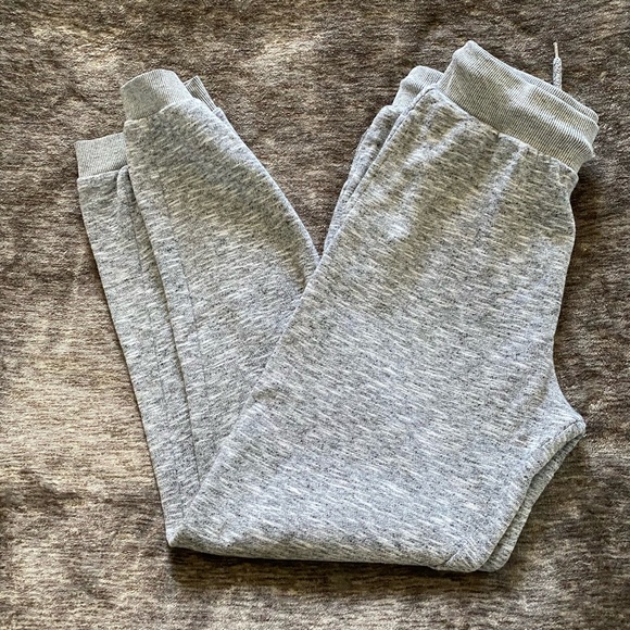 BOYS GREY SWEATS - Picture 1 of 4